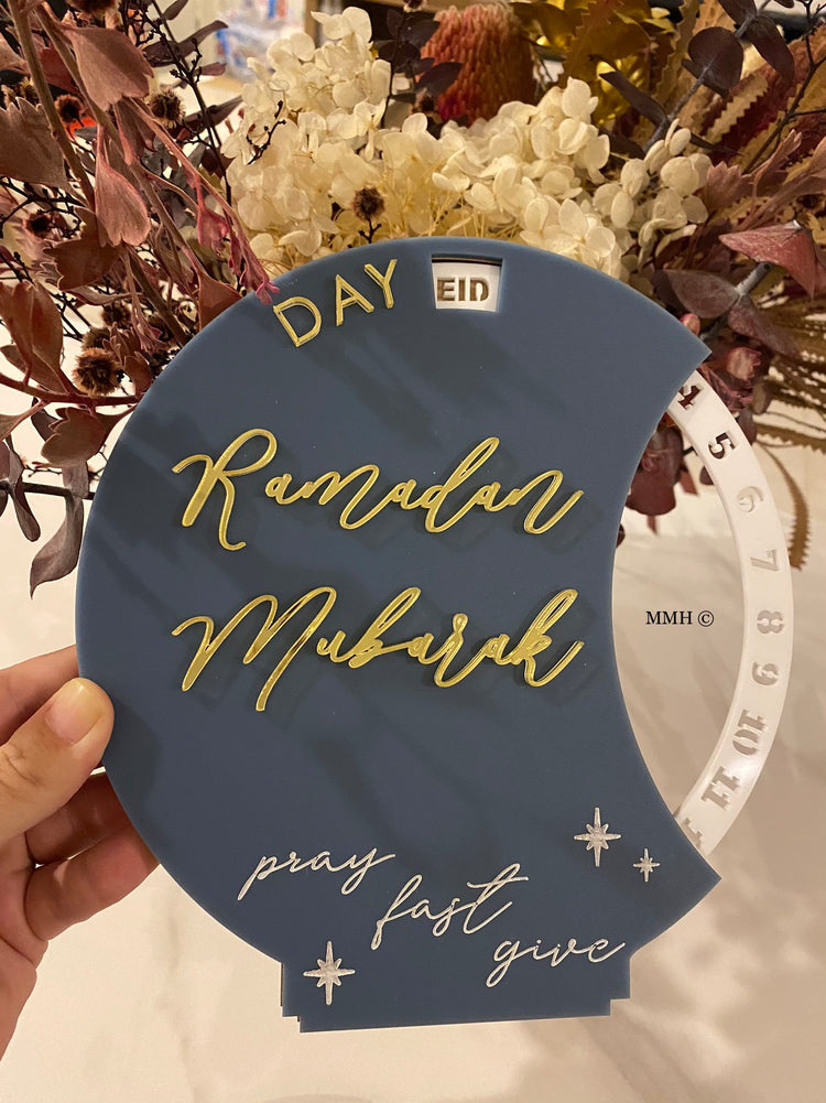 Count Down Til Eid Spinning No2